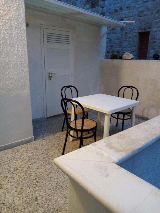 Dimora Storica Fronte Mare Con Terrazzo Privato Vila Torre Canne Exterior foto