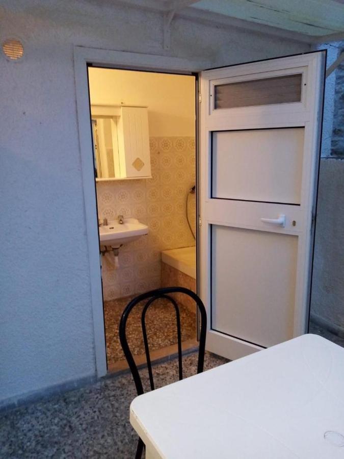 Dimora Storica Fronte Mare Con Terrazzo Privato Vila Torre Canne Exterior foto
